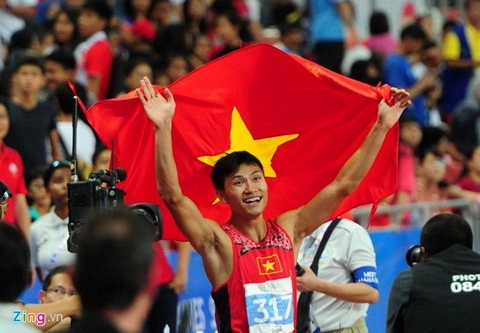 Video clip seagame 28: Lê Trọng Hinh lập nên kỳ tích ở cự ly 200m nam