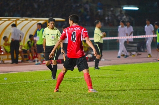 Video bàn thắng: ĐTLA 2-1 FLC Thanh Hóa (Vòng 17 V-League 2015)