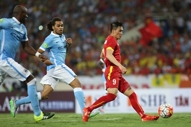 Video bàn thắng: Việt Nam 1-8 Man City (Giao hữu hè 2015)