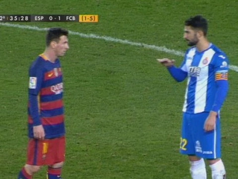 Màn Messi và địch thủ chửi nhau ở trận Espanyol 0-2 Barca