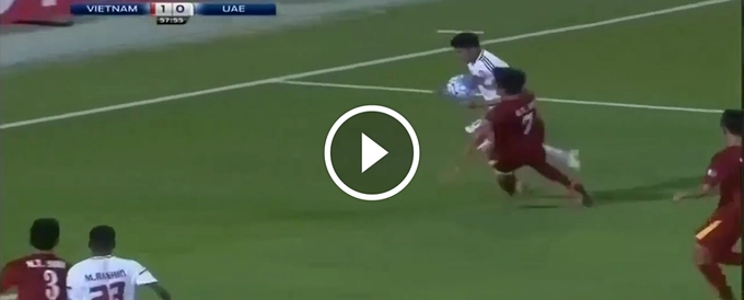 Nhìn lại tấm thẻ đỏ quá oan uổng của Trọng Đại U19 Việt Nam