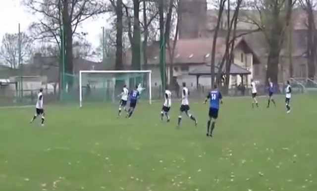 Tuyển tập siêu phẩm bàn thắng vào góc chữ A