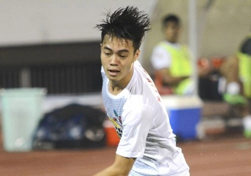 Đội bạn chung tay góp sức giúp Văn Toàn ghi bàn trận U21 HAGL vs U21 Gangwon