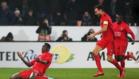 Video clip bàn thắng: Midtjylland 2-1 M.U (Vòng 1/16 Europa League 2015/2016)