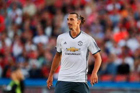 Ibrahimovic thi đấu ra sao trong trận ra mắt M.U