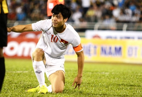 Màn trình diễn của tiền đạo Công Phượng trận U23 Việt Nam 3-0 U23 Malaysia
