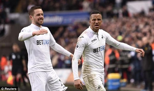 Tổng hợp: Swansea 3-2 Burnley (Vòng 27 NHA 2016/17)