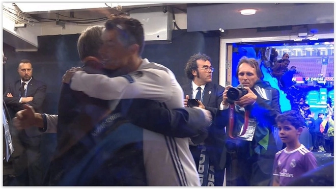 Tình cảm thầy trò đáng ngưỡng mộ giữa Sir Alex vs Ronaldo
