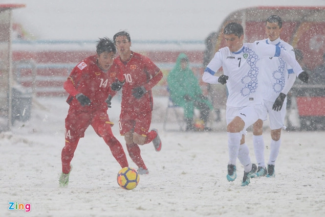 Siêu phẩm sút phạt đỉnh như Messi của Quang Hải trận U23 Việt Nam vs U23 Uzbekistan