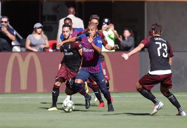 Video tổng hợp: AC Milan 1-0 Barca (ICC 2018)