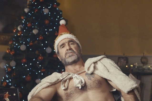 VIDEO: Cantona: Xem MU đá bóng cứ như ông già bất lực trên giường