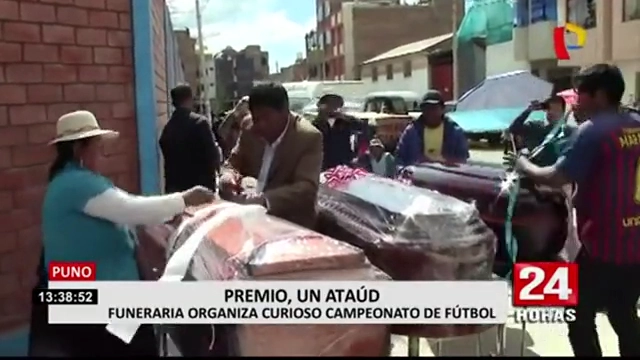 Khó tin: Đội vô địch được thưởng ... quan tài