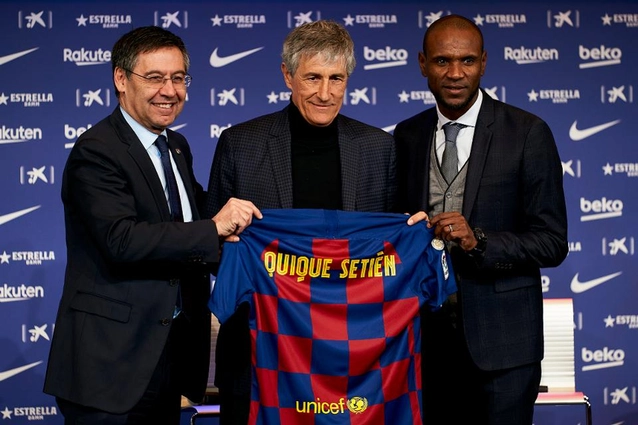 VIDEO: Tân HLV Barca: Hôm qua còn về làng ngắm bò, hôm nay đã làm thầy Messi