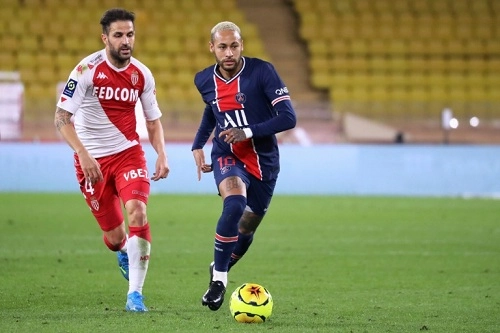 Mbappe lập cú đúp, PSG vẫn thua ngược Monaco