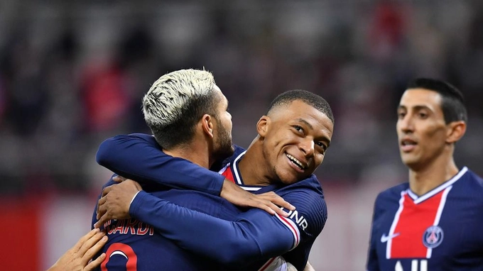Neymar im tiếng, PSG vẫn thắng nhờ cú đúp của Icardi