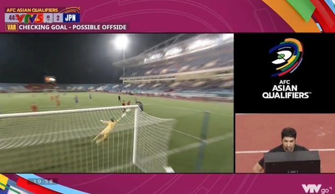 VIDEO: VAR ra tay, ĐT Nhật Bản bị từ chối bàn thắng thứ hai