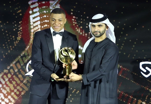 Mbappe giành giải Dubai Globe Soccer Awards: Tôi muốn viết tiếp lịch sử bóng đá