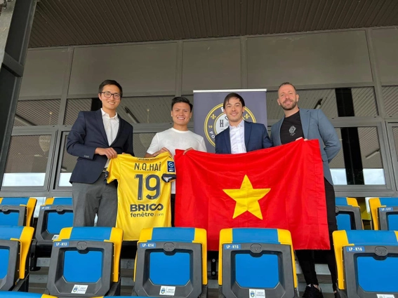 Pau FC tung video ngắn gọn ra mắt tân binh Nguyễn Quang Hải