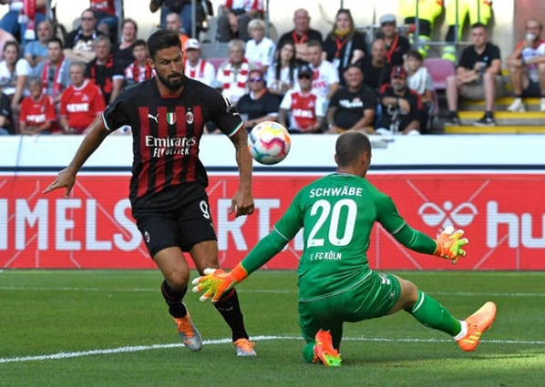 Video tổng hợp: Cologne 1-2 AC Milan (Giao hữu CLB hè 2022)