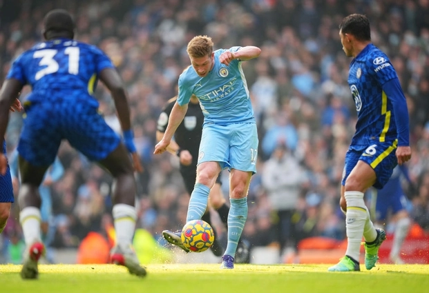 VIDEO: Xem lại khoảnh khắc De Bruyne dứt điểm đẳng cấp tung lưới Chelsea