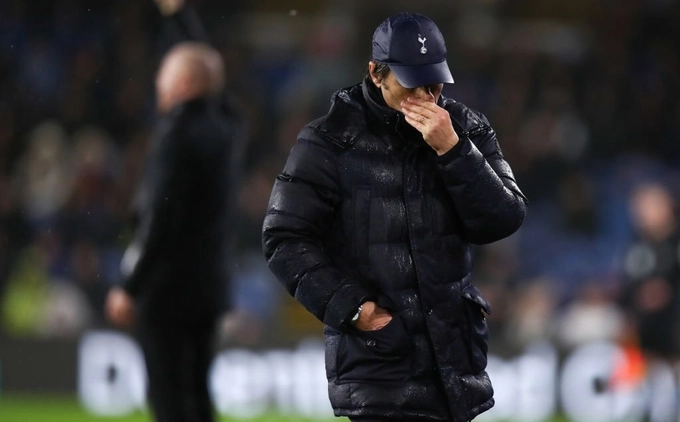 VIDEO: Conte nổi khùng sau trận thua Burnley