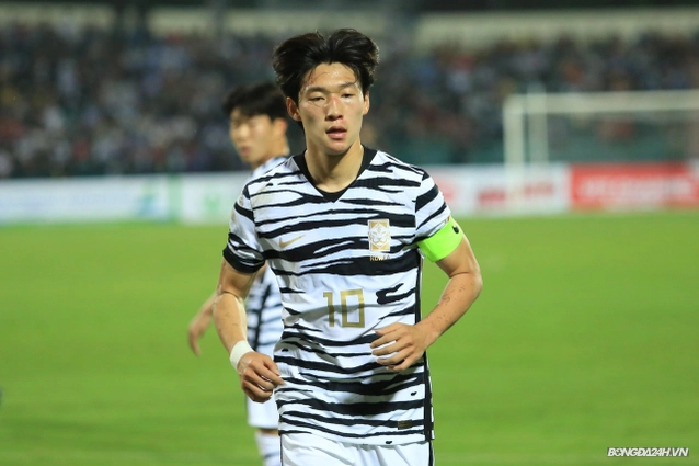 U20 Hàn Quốc tận dụng chiều cao ghi bàn vào lưới U23 Việt Nam