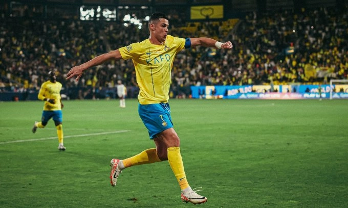 Ronaldo ghi bàn và kiến tạo trong chiến thắng của Al Nassr