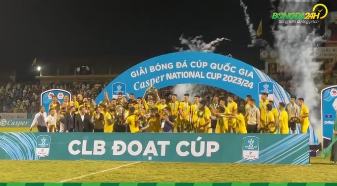 VIDEO: Toàn cảnh ăn mừng chức vô địch Cúp Quốc Gia Casper của CLB Thanh Hóa