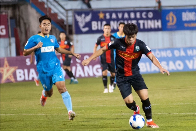 U23 Việt Nam bổ sung đồng đội Hoàng Đức cho giải Đông Nam Á