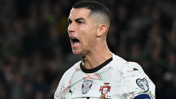 Có Ronaldo trên sân, Bồ Đào Nha được gì và mất gì?