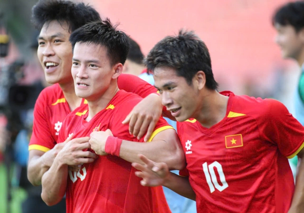 Highlights U22 Việt Nam vs U22 Philippines: Tấm vé muộn vào chung kết (SEA Games 33)